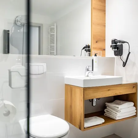 Windsor W Jachrance 4*