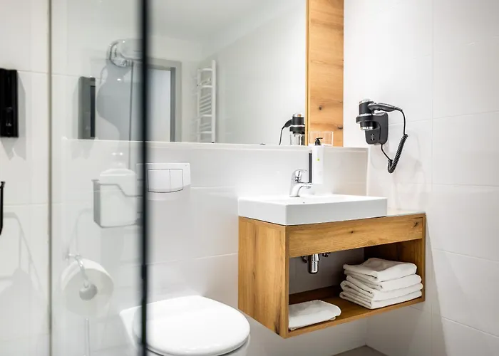 Windsor W Jachrance 4*