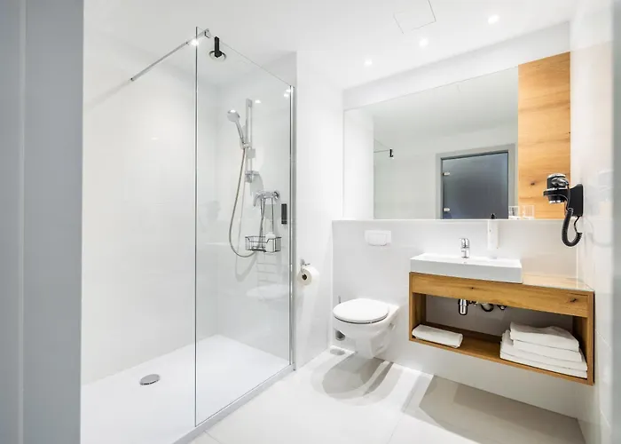 Windsor W Jachrance 4*