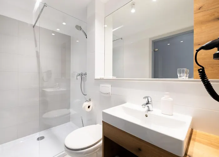 Hotel Windsor W Jachrance Jachranka