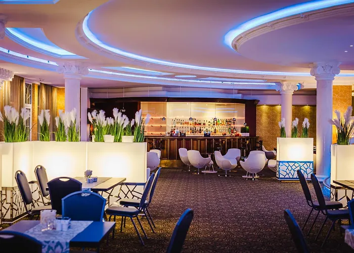 Windsor W Jachrance Hotel